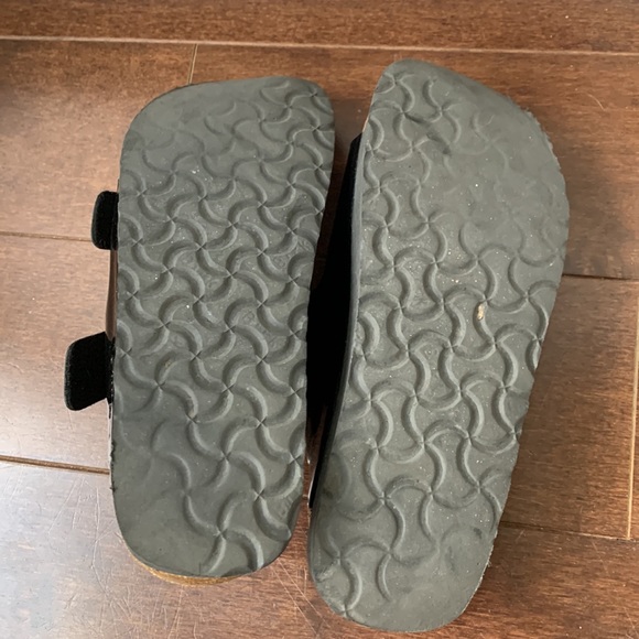 Women’s patent leather platform Birkenstocks, size 8 - Picture 5 of 9